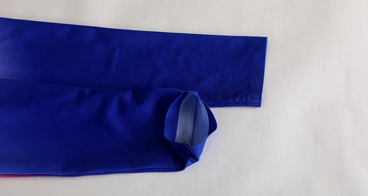 slim fit cycling jersey